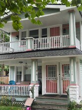 Building Photo - 1714 Castle Ave