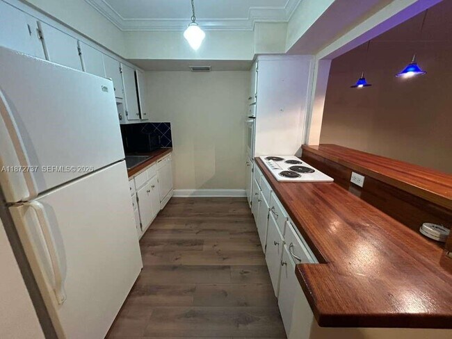 Foto del edificio - 11855 NE 19th Dr