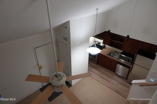 Building Photo - 10 Residence Inn Dr