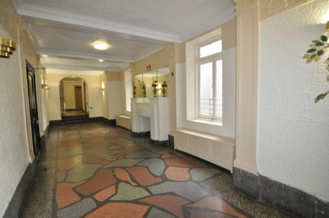 Foto del edificio - 0 bedroom in SUNNYSIDE NY 11104