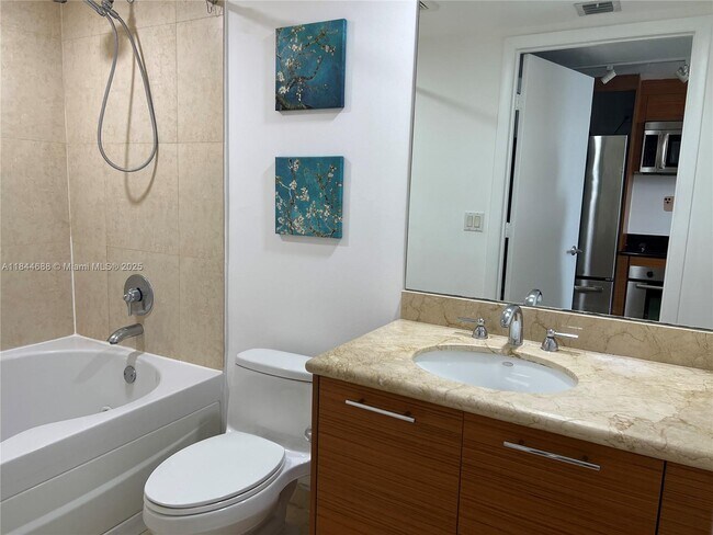Foto del edificio - 50 Biscayne Blvd