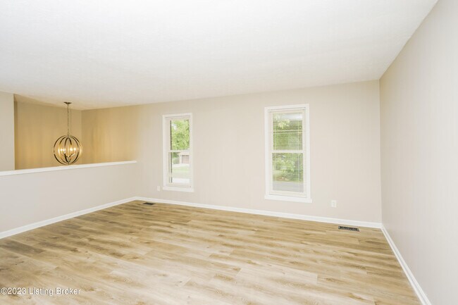 Foto del edificio - 7402 Stone Bluff Ct