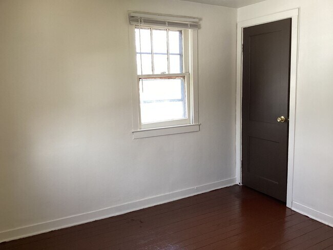 Foto del edificio - 4947 N 54th St