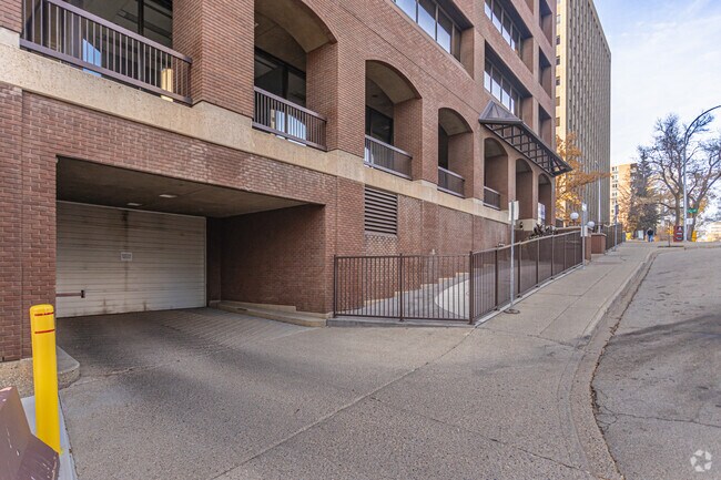 10/2023 - Park Plaza