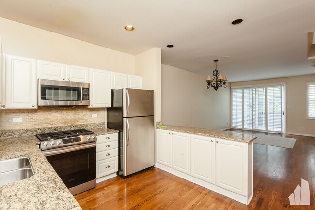 Foto del edificio - 1781 W Altgeld St