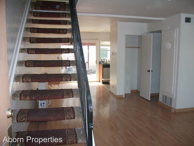 Foto del edificio - 3 br, 1.5 bath House - 2210 Amberwood Lane