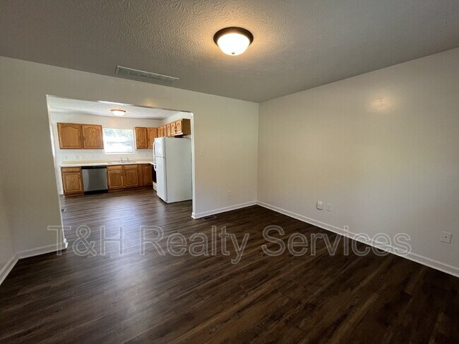 Building Photo - 5397 IN-39