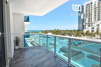 Building Photo - 2301 Collins Ave