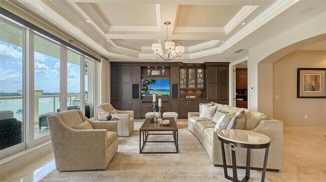 Building Photo - 464 Golden Gate Point