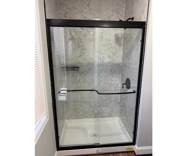 Foto del edificio - 101 Edgewood St