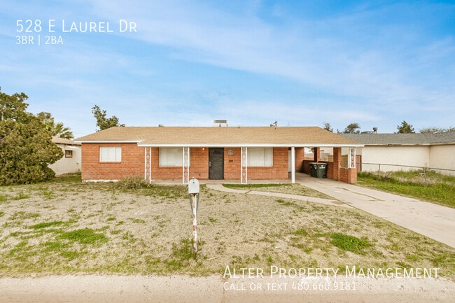 Building Photo - 528 E Laurel Dr