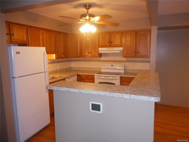 Building Photo - 30751 Shiawassee St