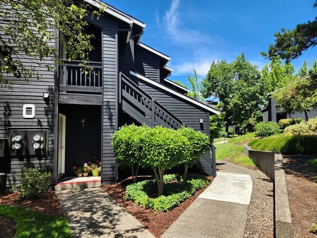 Building Photo - 9410 SW 146th Terrace