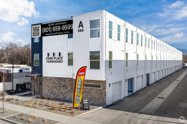 Building Photo - Park Place