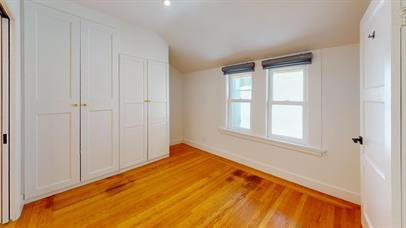 Foto del edificio - 254 Roosevelt Way