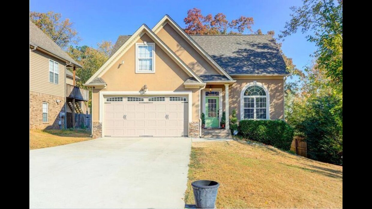 Home in quiet neighborhood - 6534 Kenton Ridge Cir