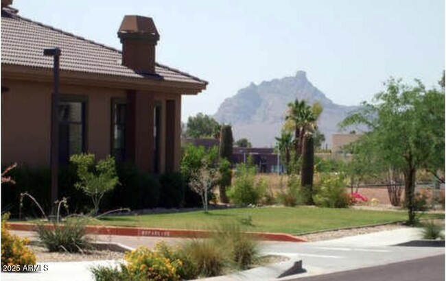 Building Photo - 16820 E La Montana Dr