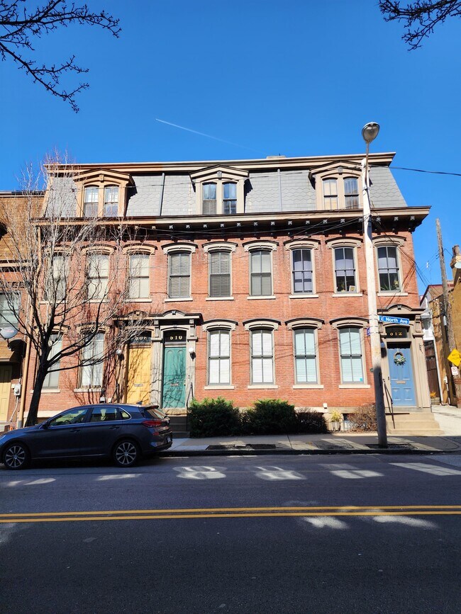 Foto del edificio - 510 E North Ave