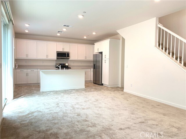 Building Photo - 3077 Carrizo Dr