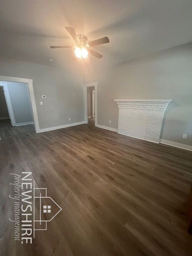 Foto del edificio - 318 Alexander Ave