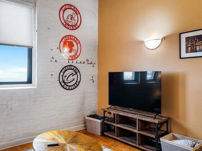 Foto del edificio - 1133 W 9th St