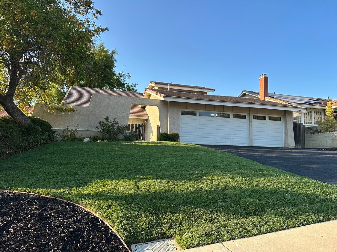 Primary Photo - 28825 Barragan St