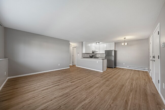 Foto del edificio - 1402 Division St W