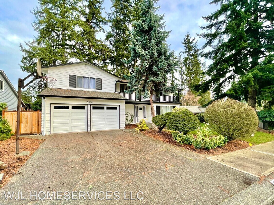 Primary Photo - 5 br, 3 bath House - 13818 119th Ave NE