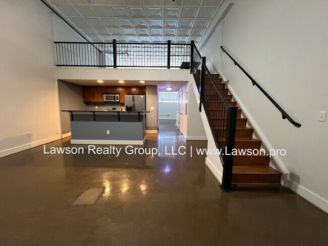 Foto del edificio - 319 Campbell Ave SW