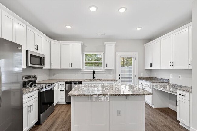 Foto del edificio - 3601 Lewiston Rd