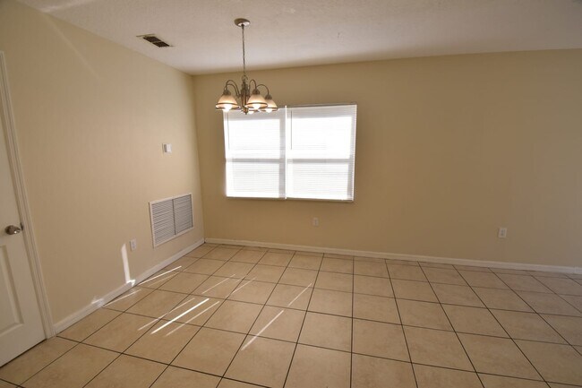 Building Photo - 1744 Sage Creek Ct