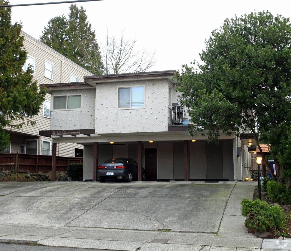 Building Photo - Gilead Apartments