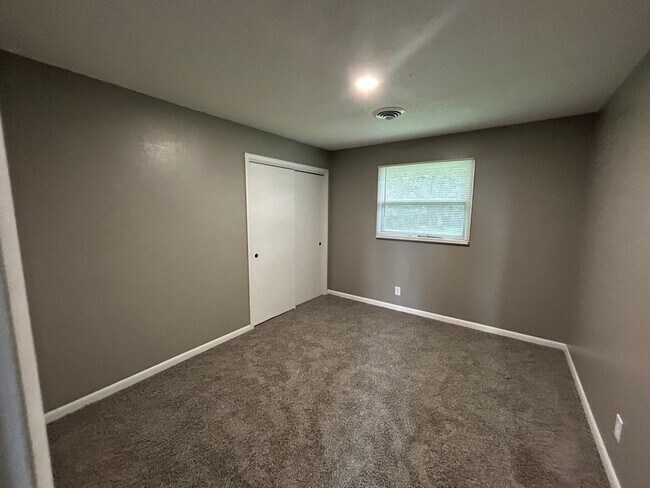 Foto del edificio - 603 Oak Ave