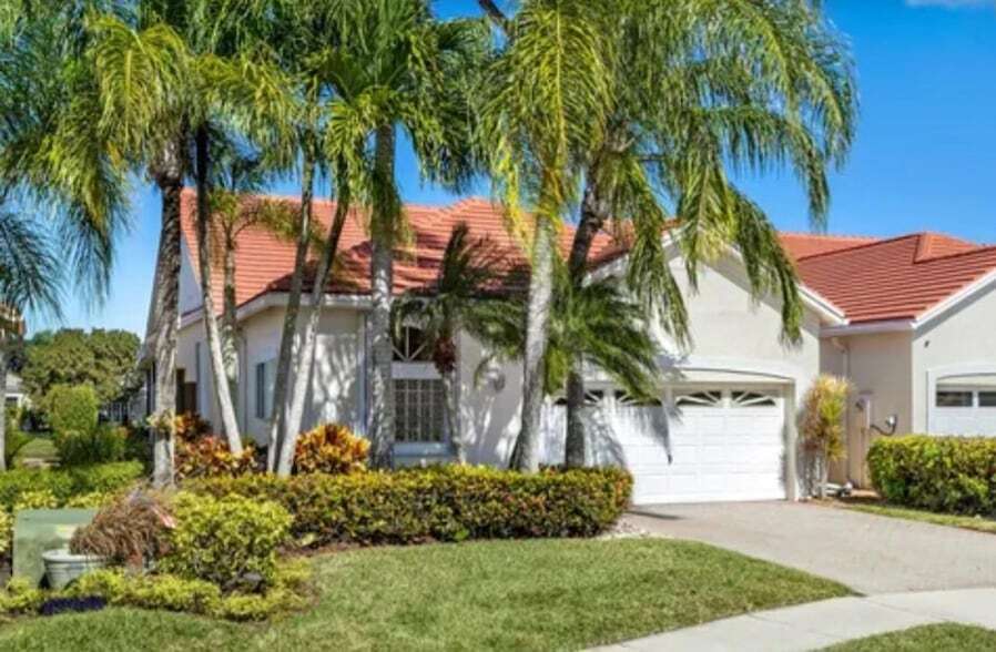 Foto principal - 6183 Bear Creek Ct