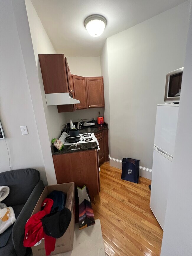 Foto del edificio - 38 Hemenway St