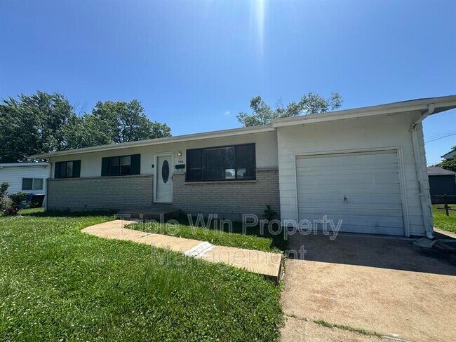 Building Photo - 730 Crabapple Ln