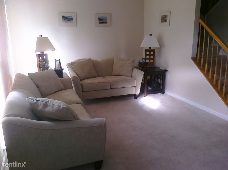 Building Photo - 3 br, 3 bath Townhome - 8327 Frostwood Dr