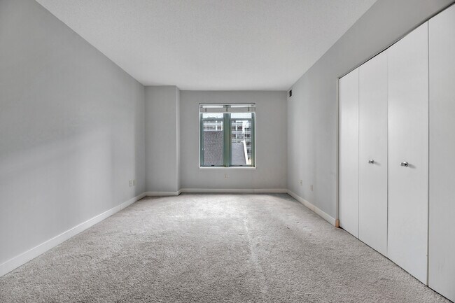 Foto del edificio - 1150 K St NW