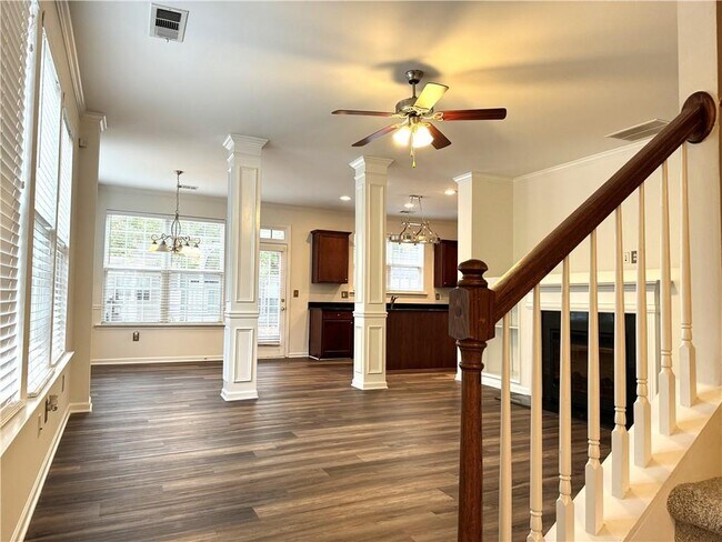 Foto del edificio - 969 Pierce Ivy Ct NE