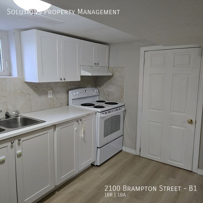 Building Photo - **Cute 1 Bedroom, 1 Bathroom Basement Close to Highway**