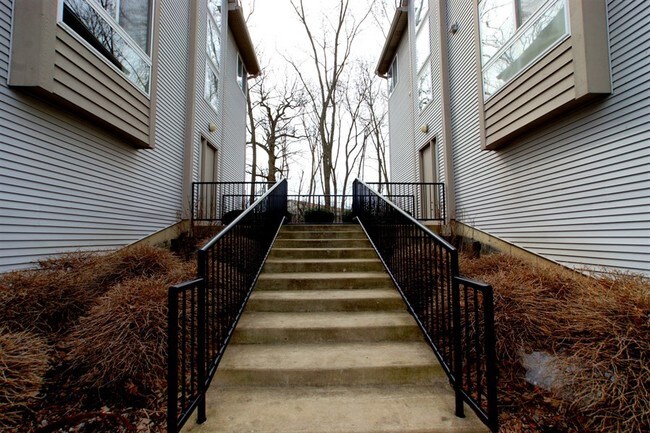 Foto del edificio - 641 Diamond Pointe Dr