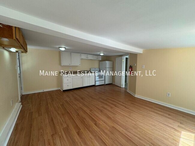 Foto del edificio - 206 Maine Ave
