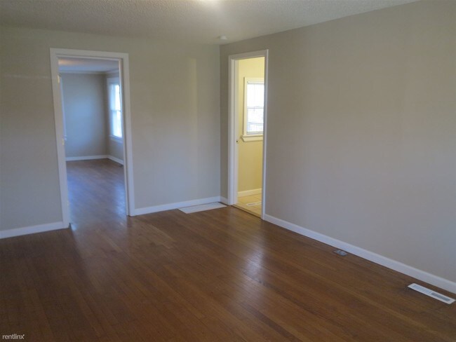 Foto del edificio - 8101 Ward Pkwy