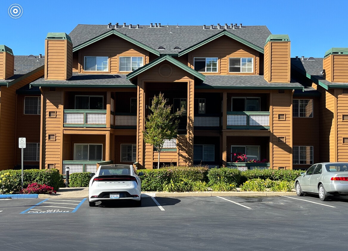 106 Stone Pine Ln Unit 106 Stonepine, San Ramon, CA 94583 Condo for
