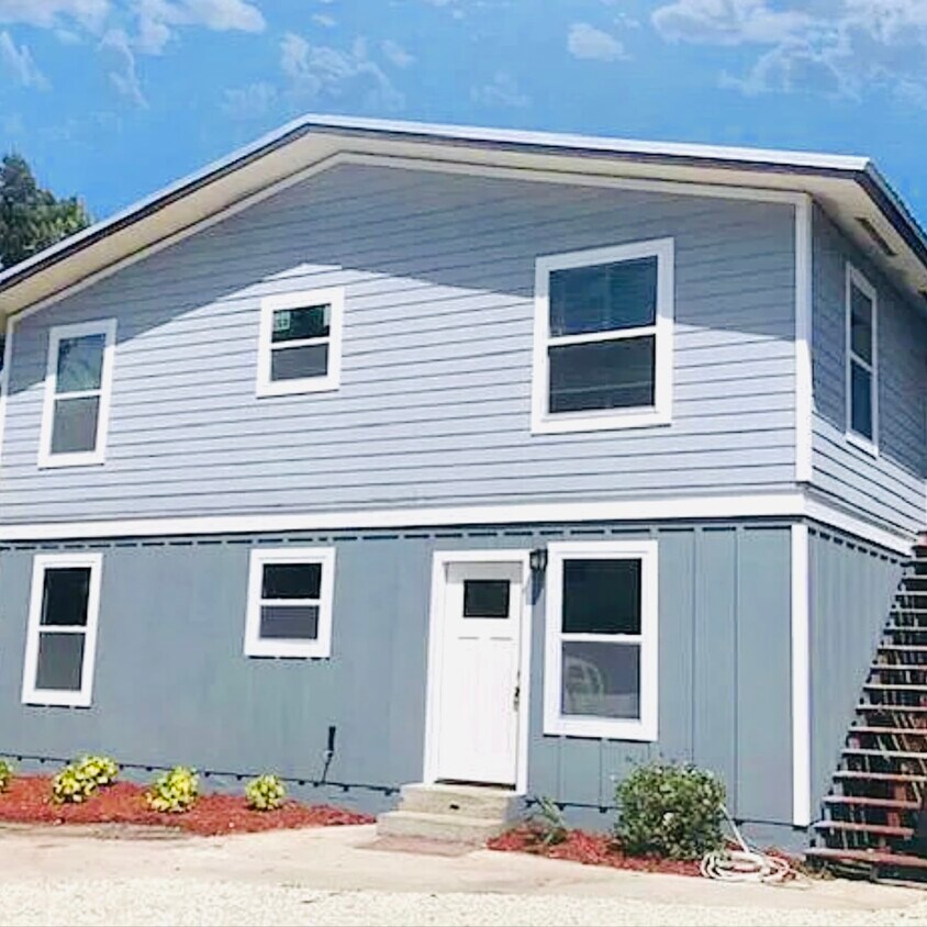 208 9th St Unit A, St Augustine, FL 32080 Apartments in St Augustine