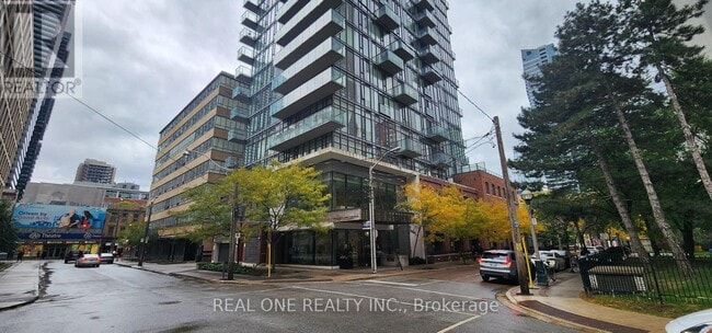 Building Photo - 75 St Nicholas St