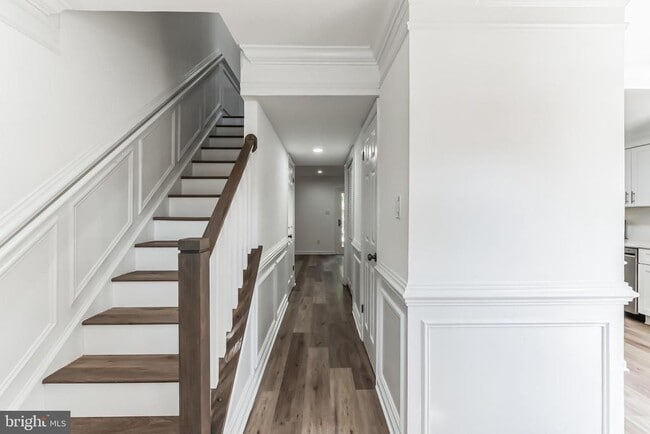 Foto del edificio - 630 Clearwater Ct