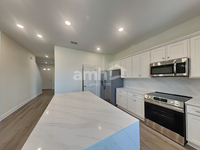 Foto del edificio - 3715 Center Cove Lane