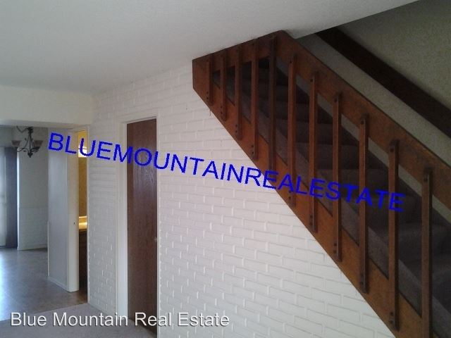 Building Photo - 1826 Erin Loop