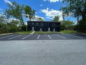 Building Photo - 1215 Mary Ross Ave
